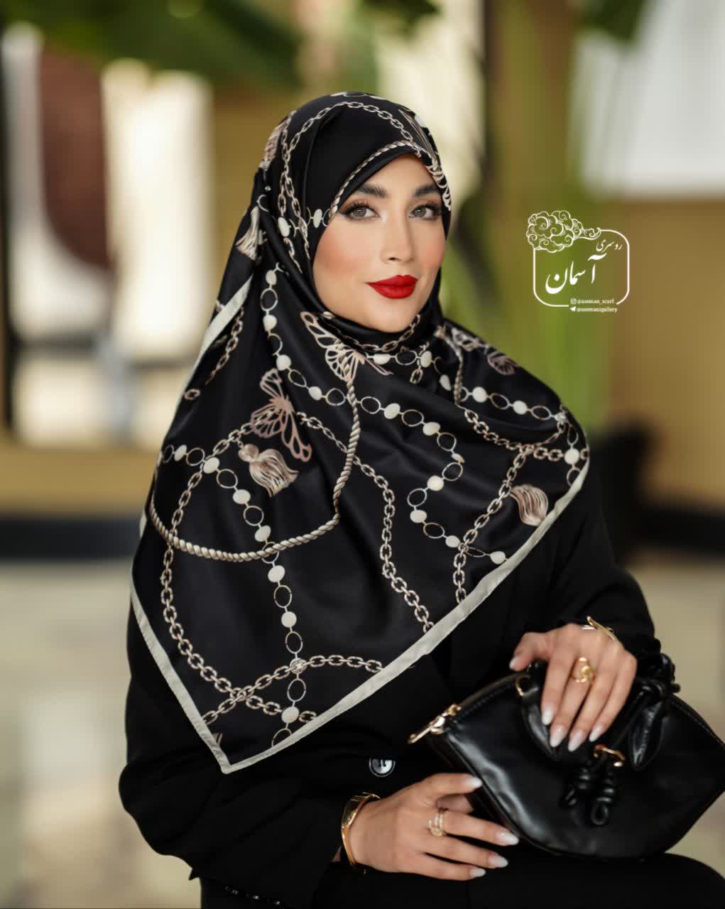 روسری توییل قواره ۱۲۰ پروانه مسی R0162