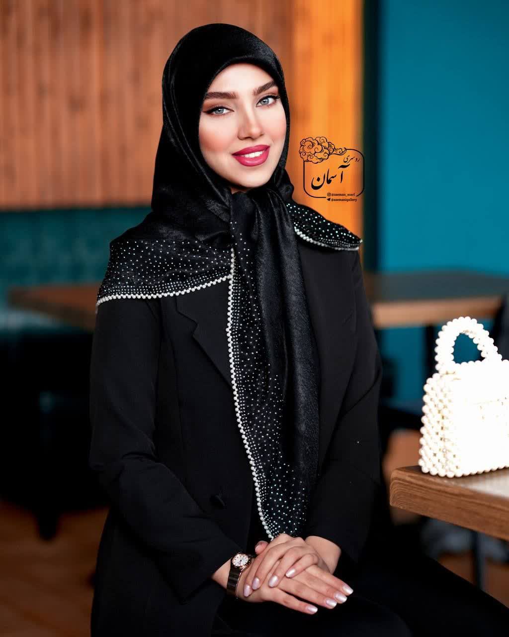 روسری مجلسی ابریشم کوپرا نگین مروارید سفید R5478