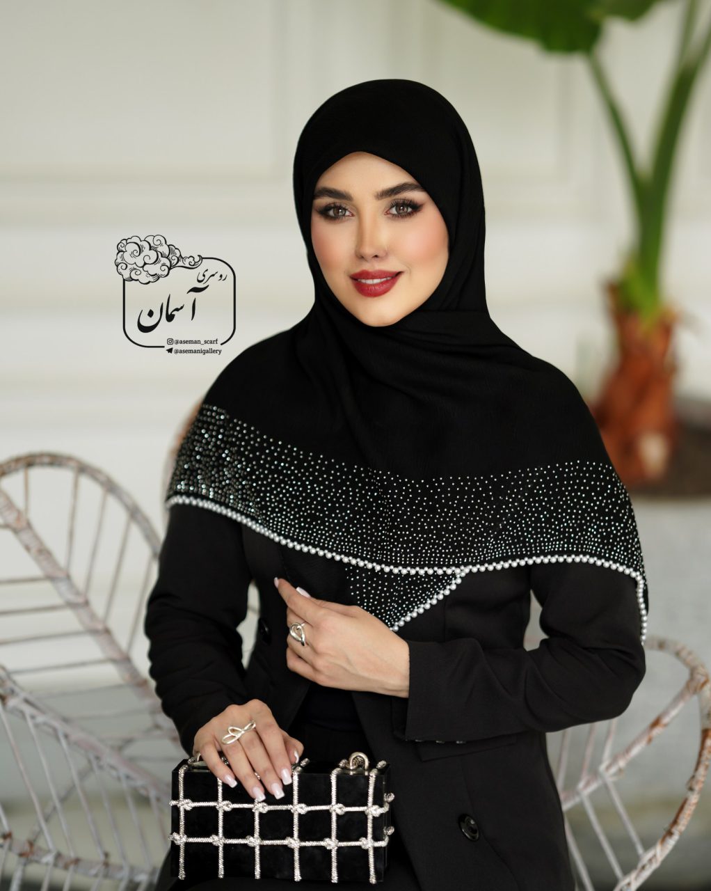 روسری مجلسی ابریشم کوپرا نگین مروارید سفید R5478